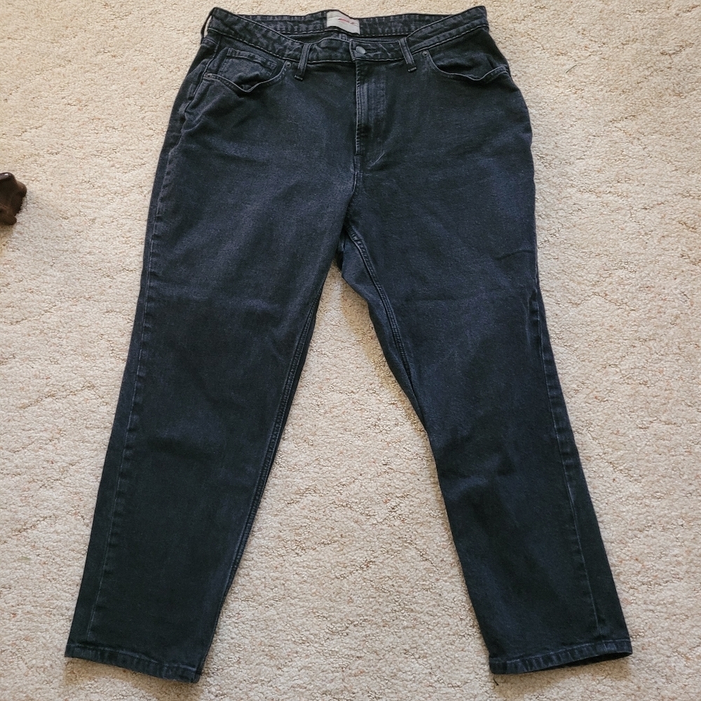 Everlane The Curvy Cheeky Jean Black
